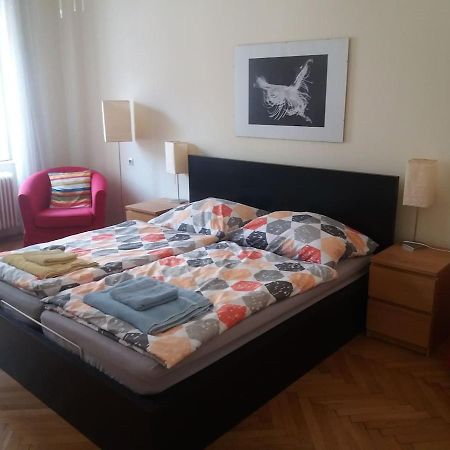 Geraeumige Zentrumsnahe Altbauwohnung 비엔나 외부 사진