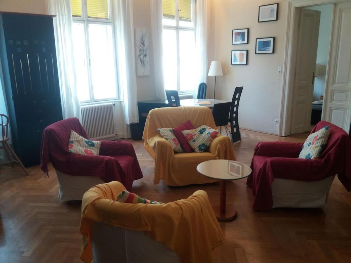 Geraeumige Zentrumsnahe Altbauwohnung 비엔나 외부 사진
